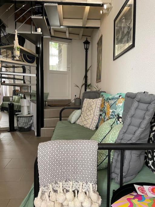 Petit Appartement Douillet Les Martres-de-Veyre Eksteriør bilde
